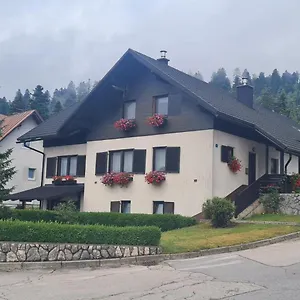 Apartman Neli, Delnice